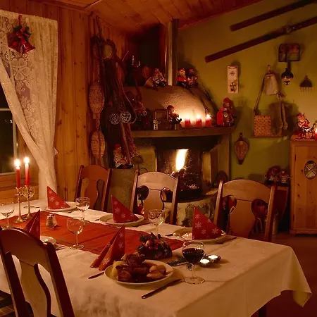 Toftenes Sjohuscamping * Alsvag