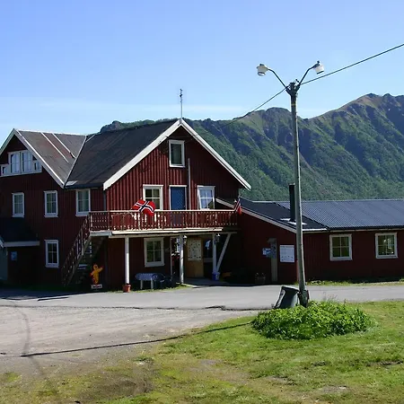 אתר קמפינג Toftenes Sjohuscamping Alsvåg