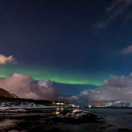 Toftenes Sjohuscamping