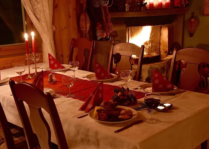 Toftenes Sjohuscamping As Кемпинг Alsvag