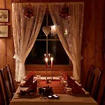 Toftenes Sjohuscamping As *