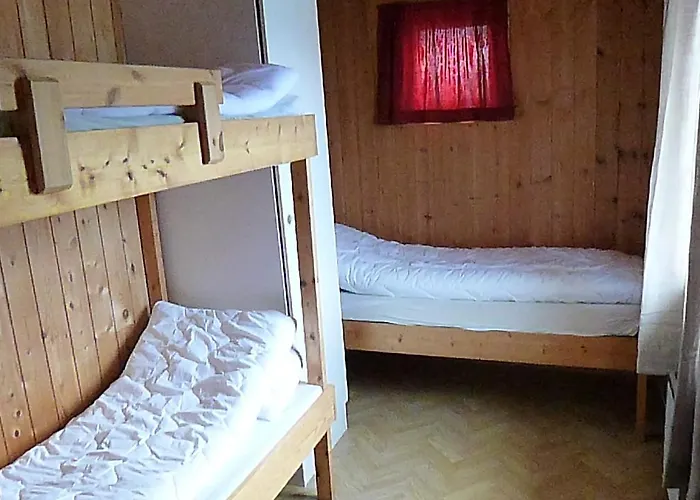 Camping Toftenes Sjohuscamping As Alsvåg